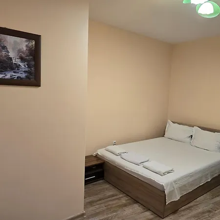 Апартаменти Wild Walnut Варна