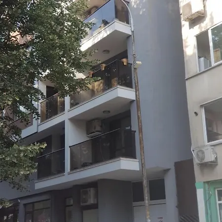 Apartment Wild Walnut *