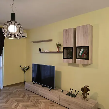 Apartment Wild Walnut Varna