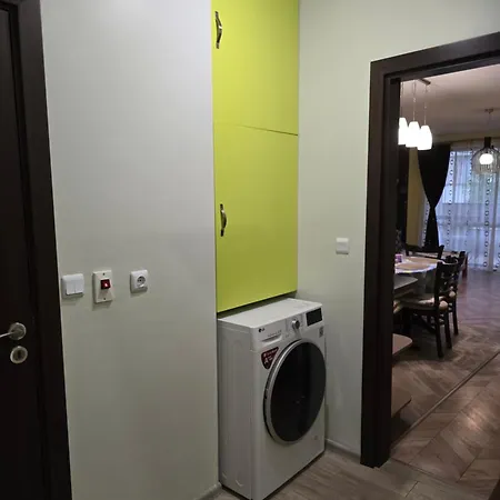 Apartment Wild Walnut