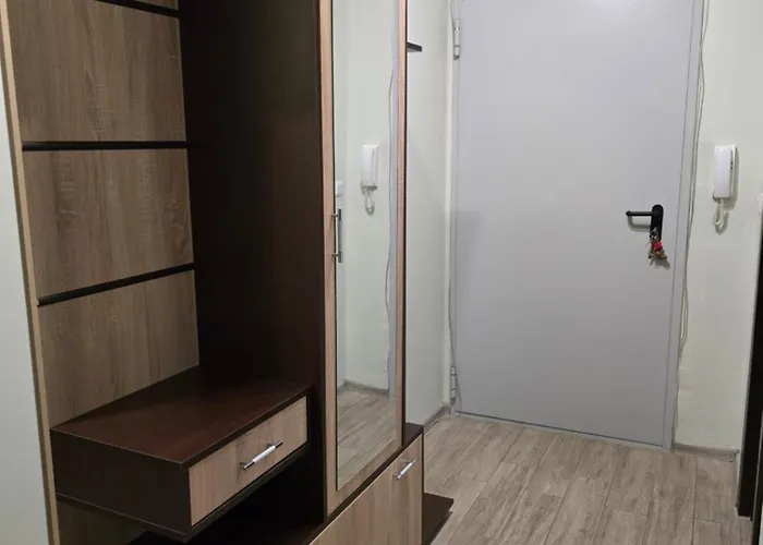 Wild Walnut Βάρνα